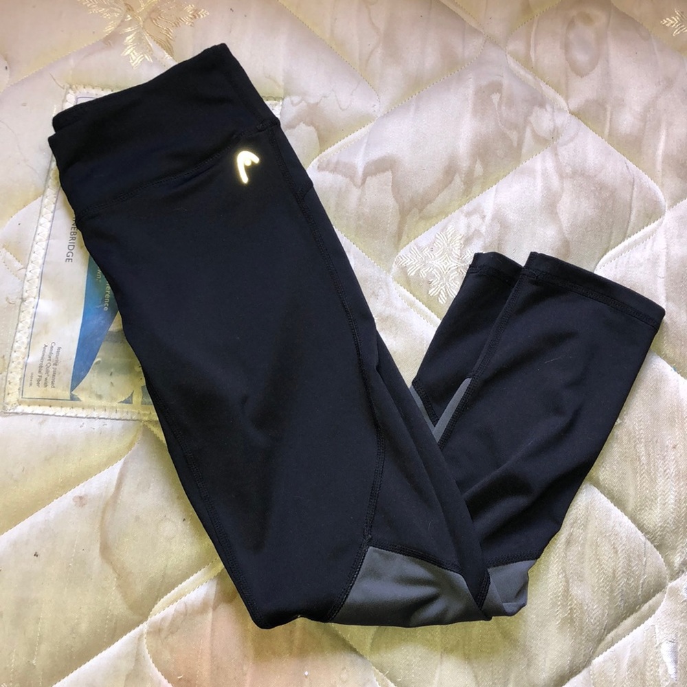 Super cute leggings!